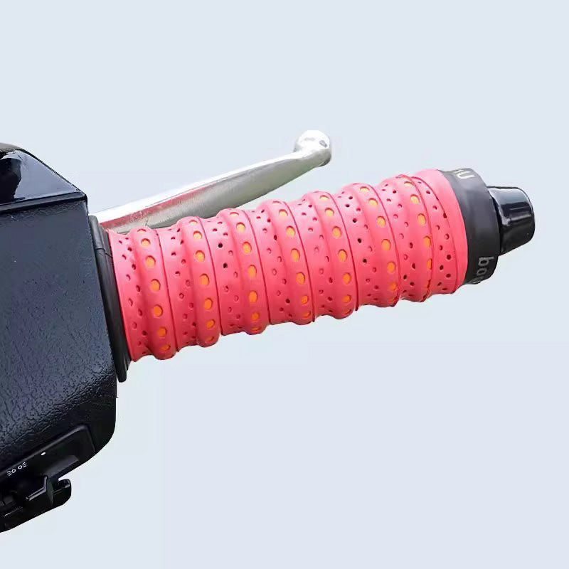 🏍️ BUY 1 GET 1 FREE! ✨ Anti-Slip Soft Silicone Handlebar Grips for Bicycles & Motorcycles - Enhance control and vibration damping for safer riding 🛡️🧤