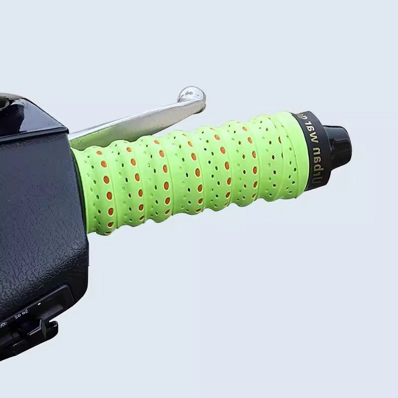 🏍️ BUY 1 GET 1 FREE! ✨ Anti-Slip Soft Silicone Handlebar Grips for Bicycles & Motorcycles - Enhance control and vibration damping for safer riding 🛡️🧤