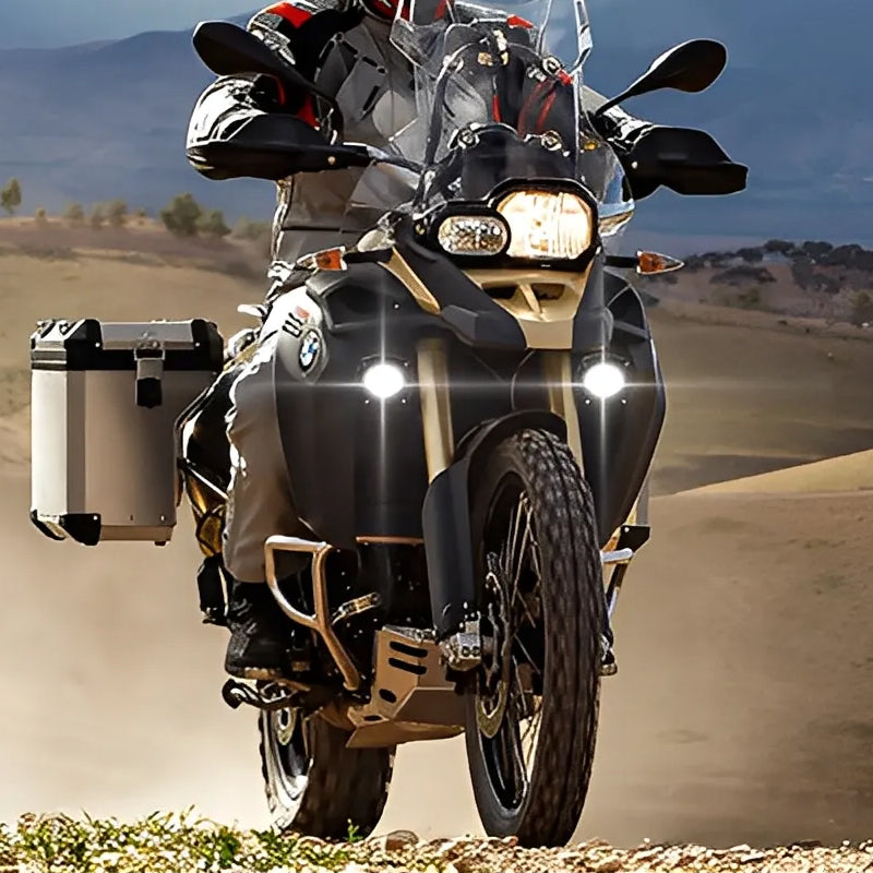Motorcycle Dual-Beam External Spotlight / Strobe & Variable Light Mode