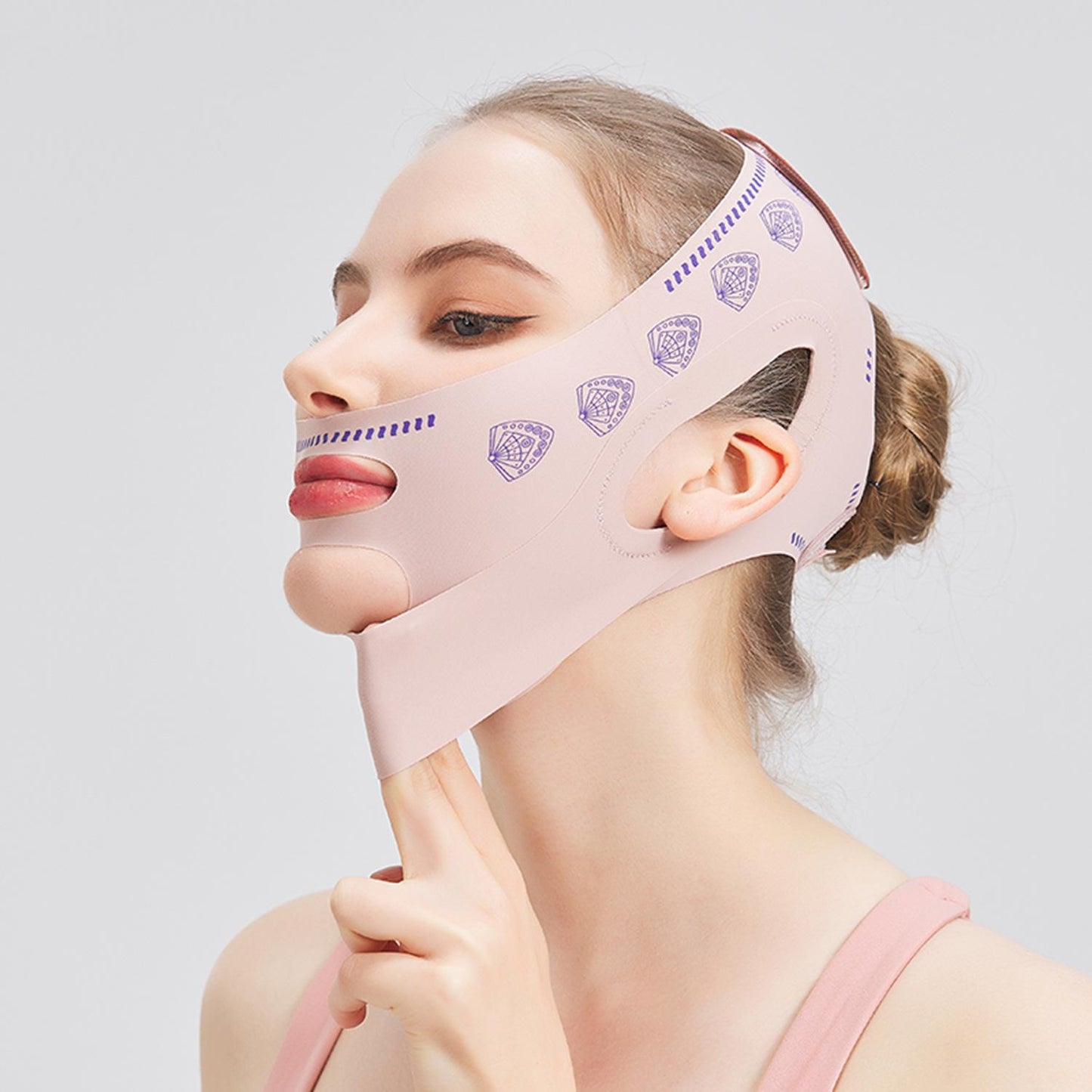 V-Line Printed Breathable Face-Lifting Mask💆
