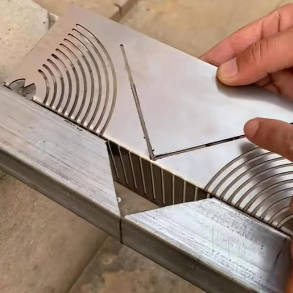 🔥HOT SALE 50% OFF🏆Square Stainless Steel 90° Arc Angle Marking Ruler