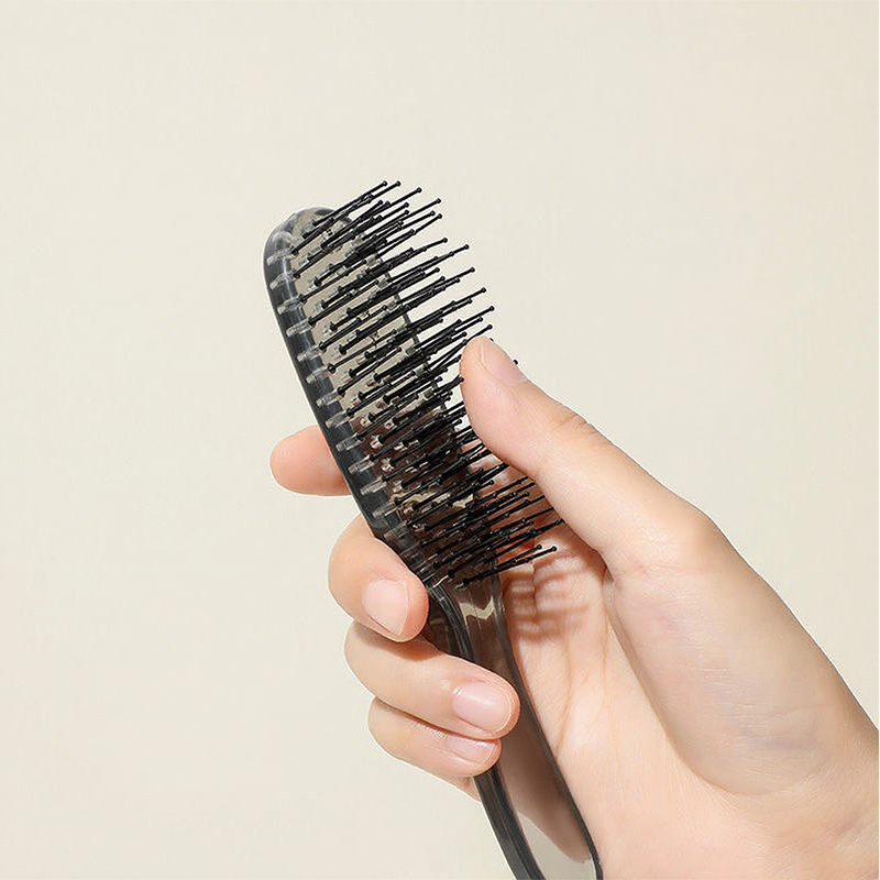 Dry and Wet Volumizing Detangling Hair Brush