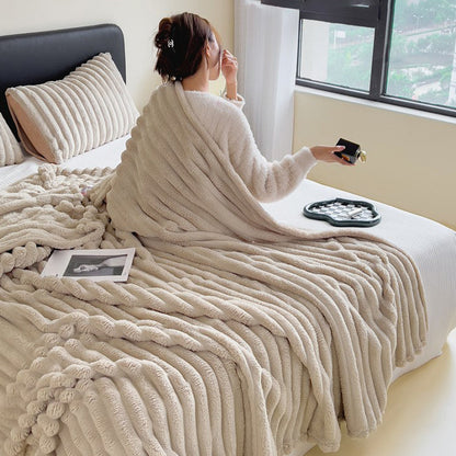 🛍️ 50% Off – Cozy Flannel Throw Blanket with Rabbit Fur Look – Soft, Lightweight & Versatile – Ideal for Office, Sofa & Travel 🛋️