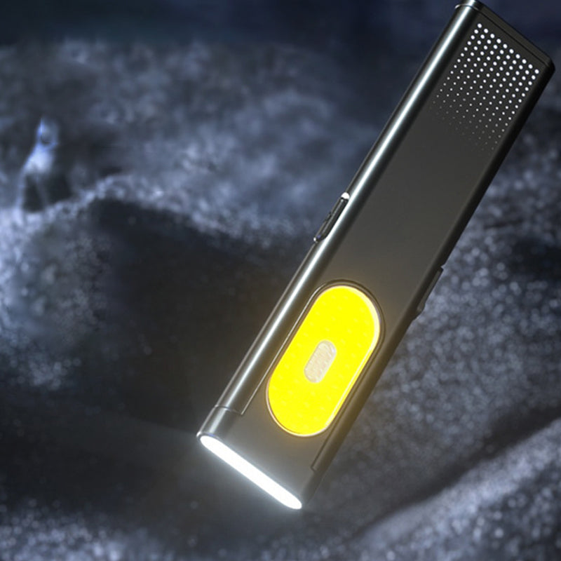 470 Lumens EDC Flat Flashlight